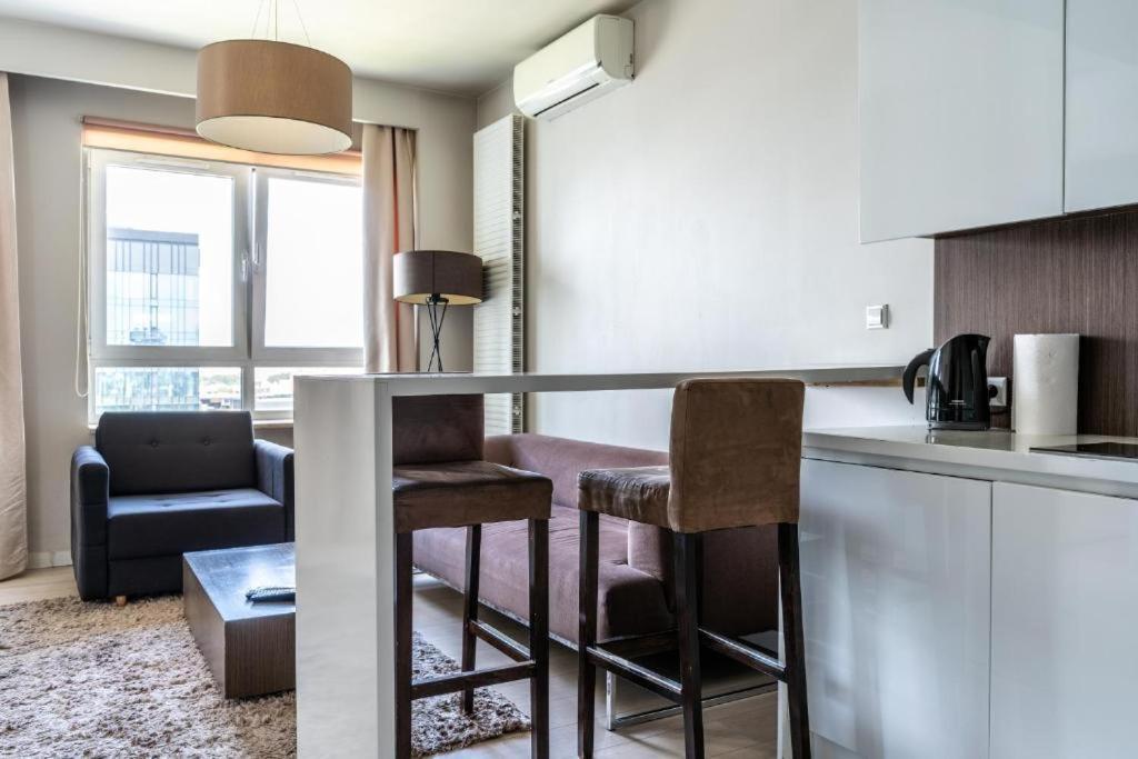 Platinum Tower - City Center - Golden Apartments Warsaw Luaran gambar